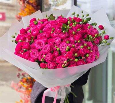 Букет из 21 кустовой розы 3208