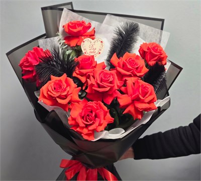 №17 Букет из нежных французских роз, перьями с топпером 3341