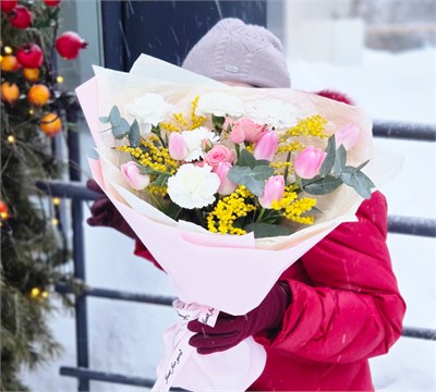 Букет с тюльпанами и мимозой 3377