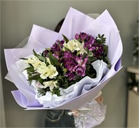 Букет из альстромерий с фисташкой 2646