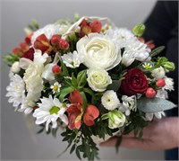 Робкое чувство. Композиция в корзиночке 2766