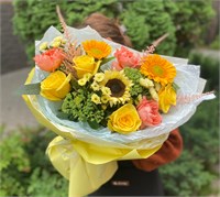 В оранжевом цвете 2934