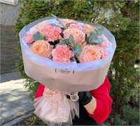 №2 Букет с розами, гвоздикой и эвкалиптом 3482