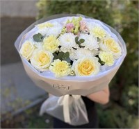 №13 Букет с розами mix, диантусами, хризантемой и эустомой 3493